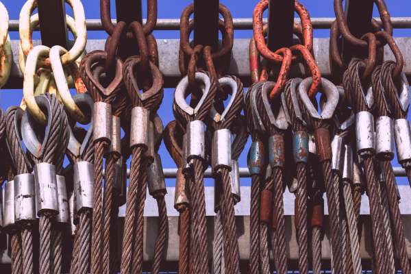 <p>Lifting Services </p>